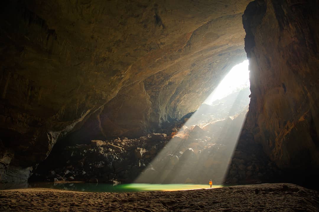 phong nha caves- most beautiful places in vietnam