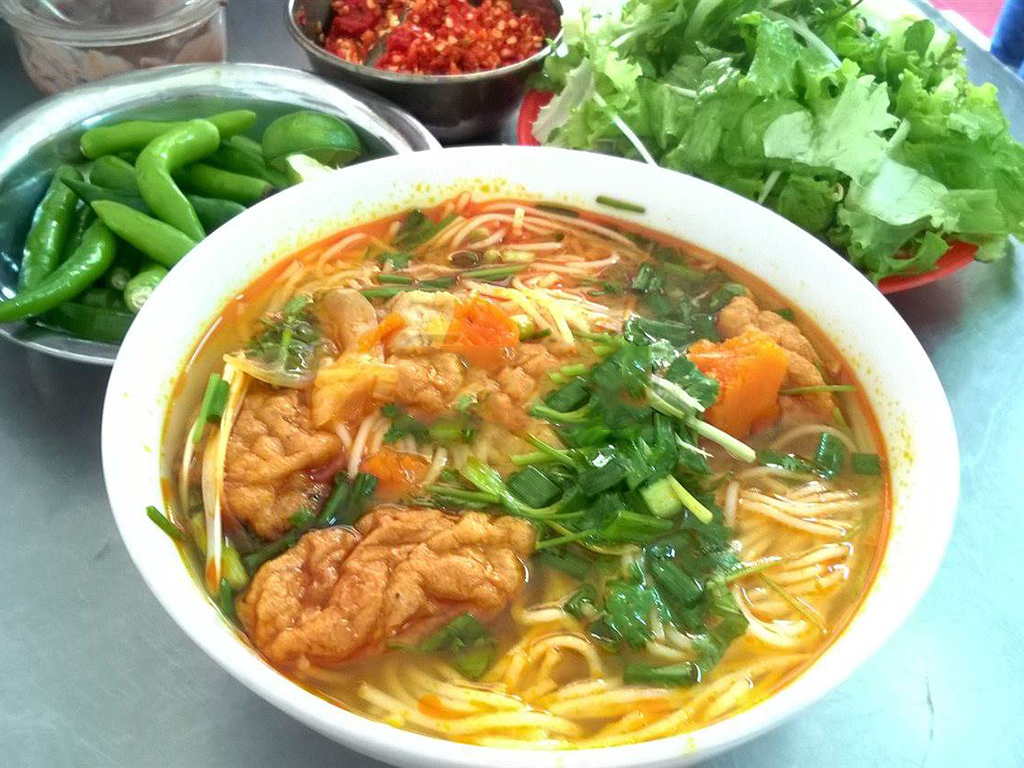 Try Bun Cha Ca, one of Da Nang's specialties