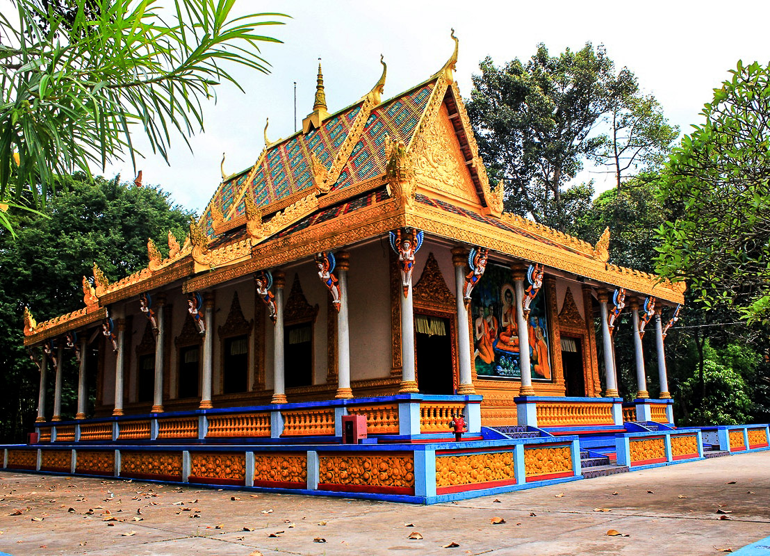 Mekong delta Doi temple