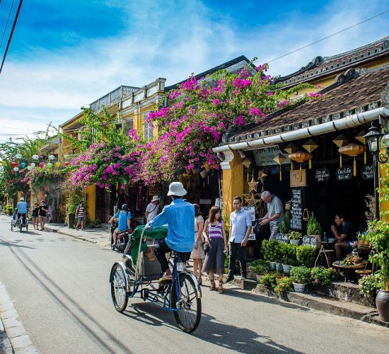 hoi an ancient town street