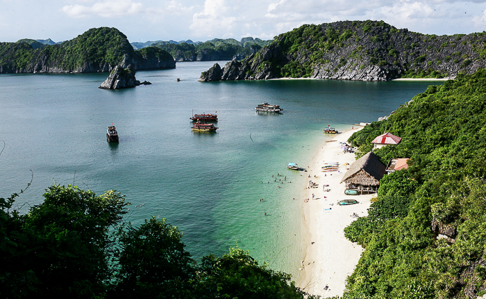 cat ba island van boi beach