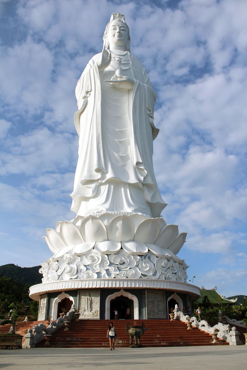 Admiring Lady Buddha is one of the best things to do in danang