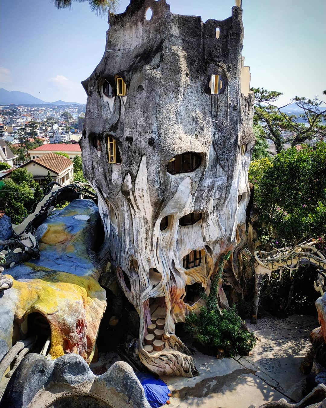 Hang Nga Guest House aka Crazy House in Dalat