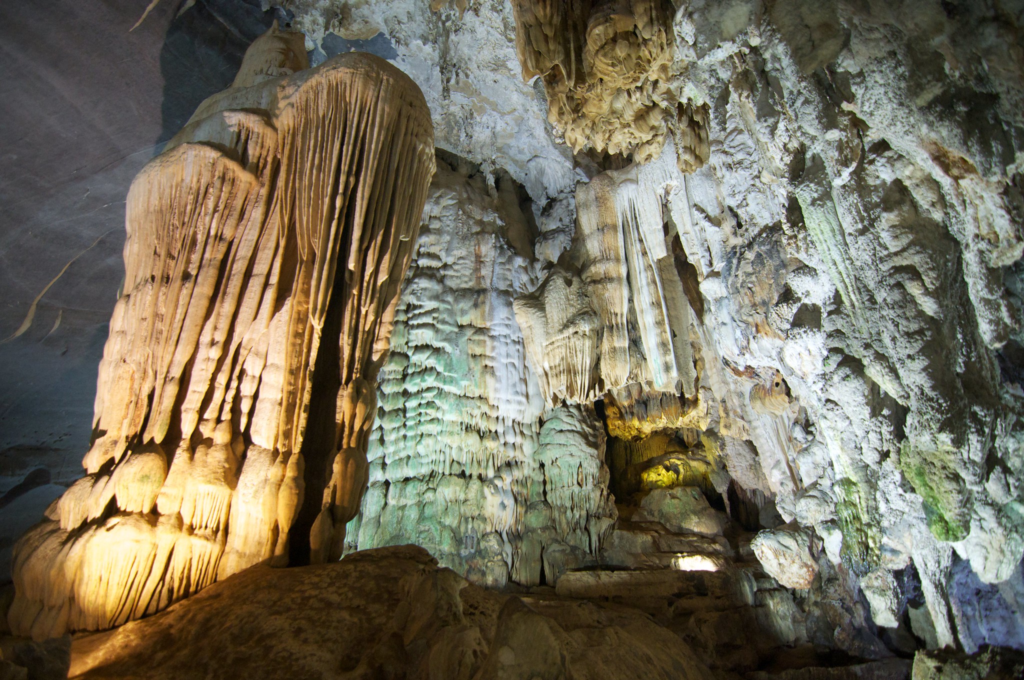 Phong Nha Cave