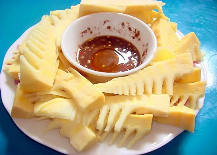 Try bamboo shoots when visiting Mai Chau or Pu Luong